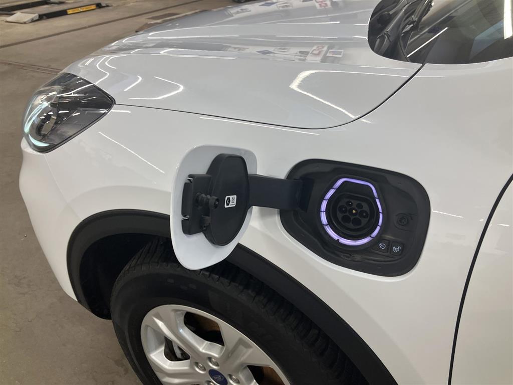 Ford Kuga 2,5 Plugin-hybrid Trend CVT 225HK 5d Trinl. Gear - Image 18