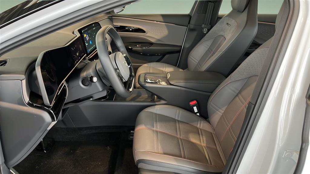 Hongqi EH7 EL Exclusive 339HK Aut. - Image 6