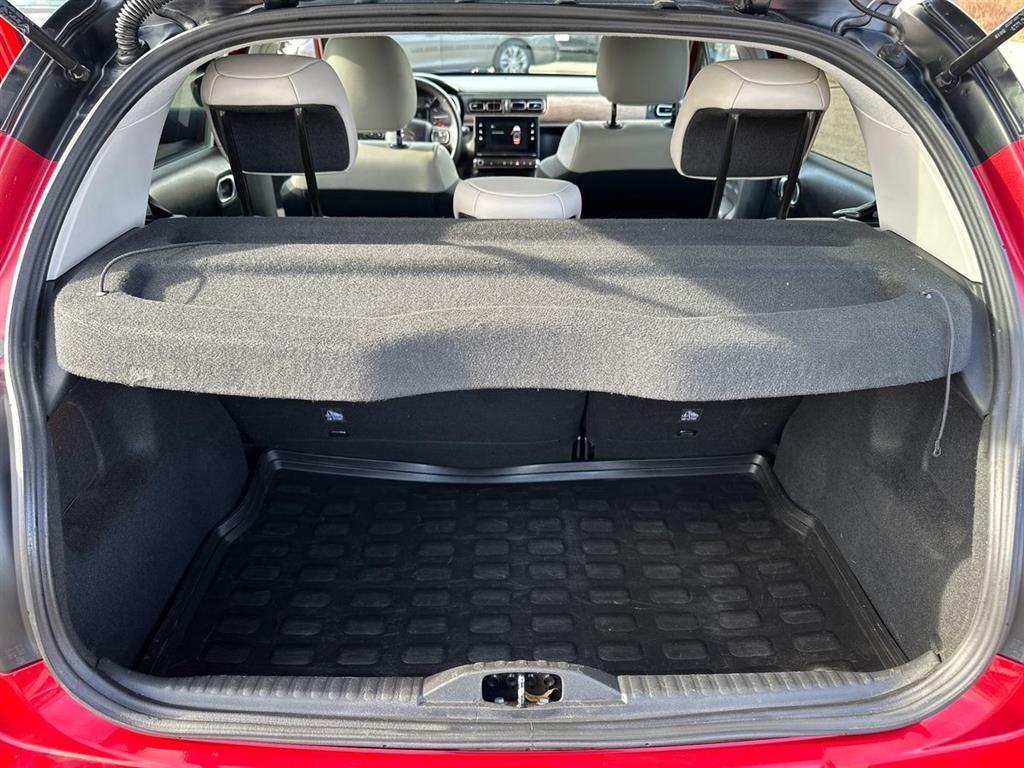 Citroën C3 1,2 PureTech Shine Sport 83HK 5d - Image 13