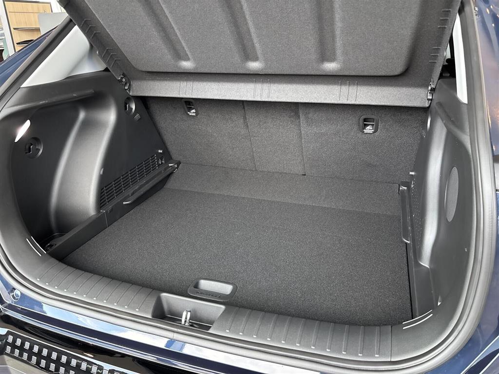 Hyundai Kona Electric 65,4 kWh Ultimate Long Range 217HK 5d Aut. - Image 7