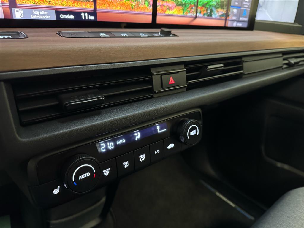 Honda e EL Advance CVT 154HK 5d Aut. - Image 16