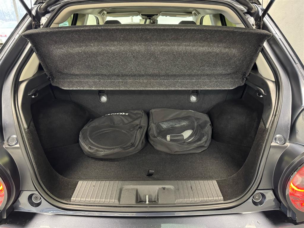 Honda e EL Advance CVT 154HK 5d Aut. - Image 19