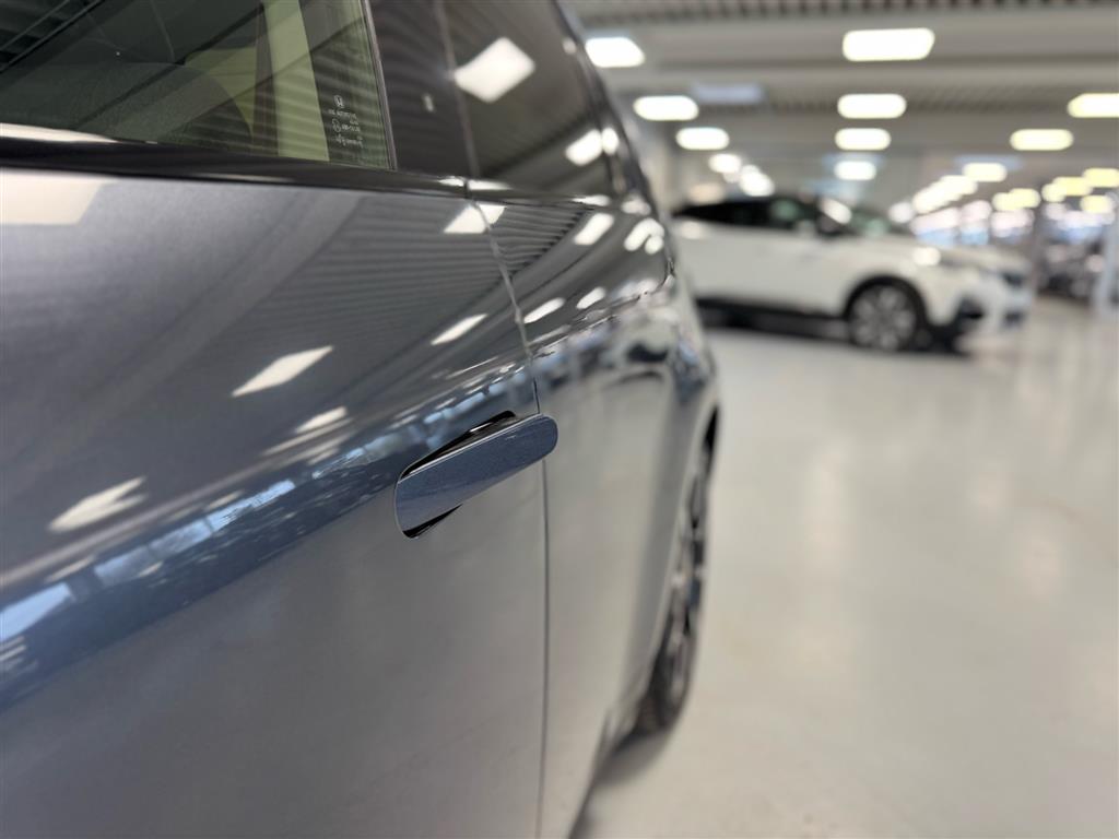 Honda e EL Advance CVT 154HK 5d Aut. - Image 21