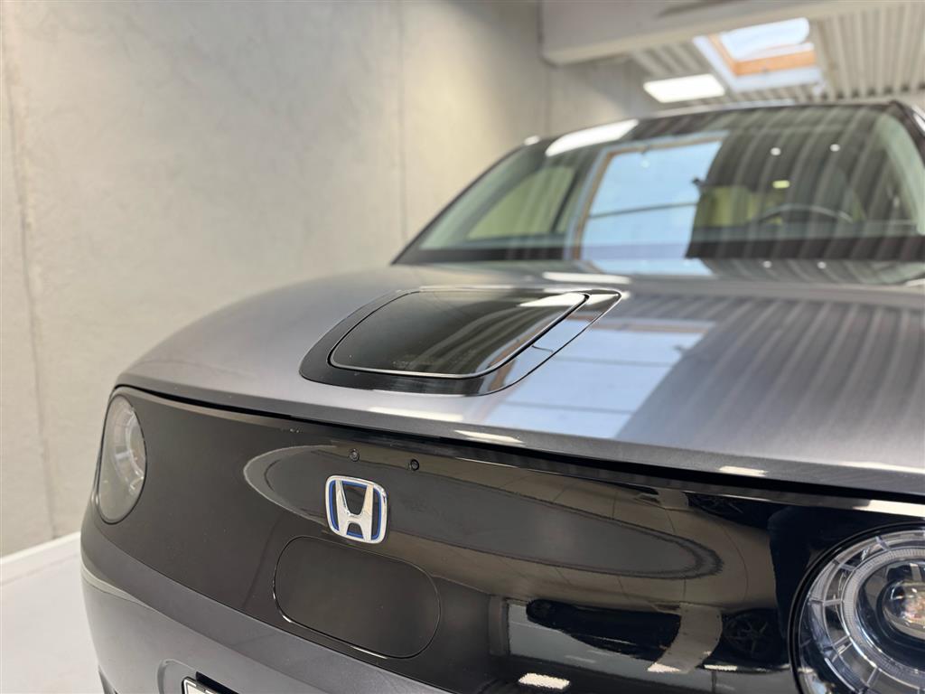 Honda e EL Advance CVT 154HK 5d Aut. - Image 24