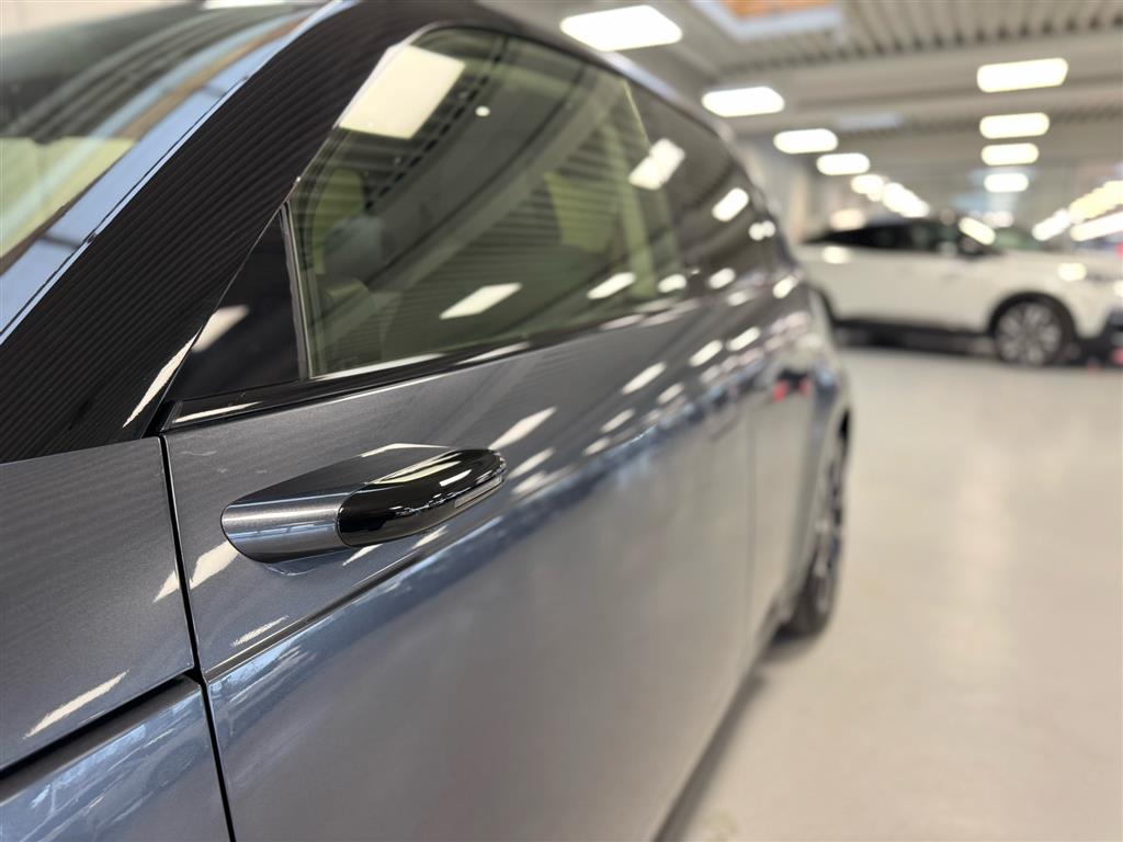 Honda e EL Advance CVT 154HK 5d Aut. - Image 4
