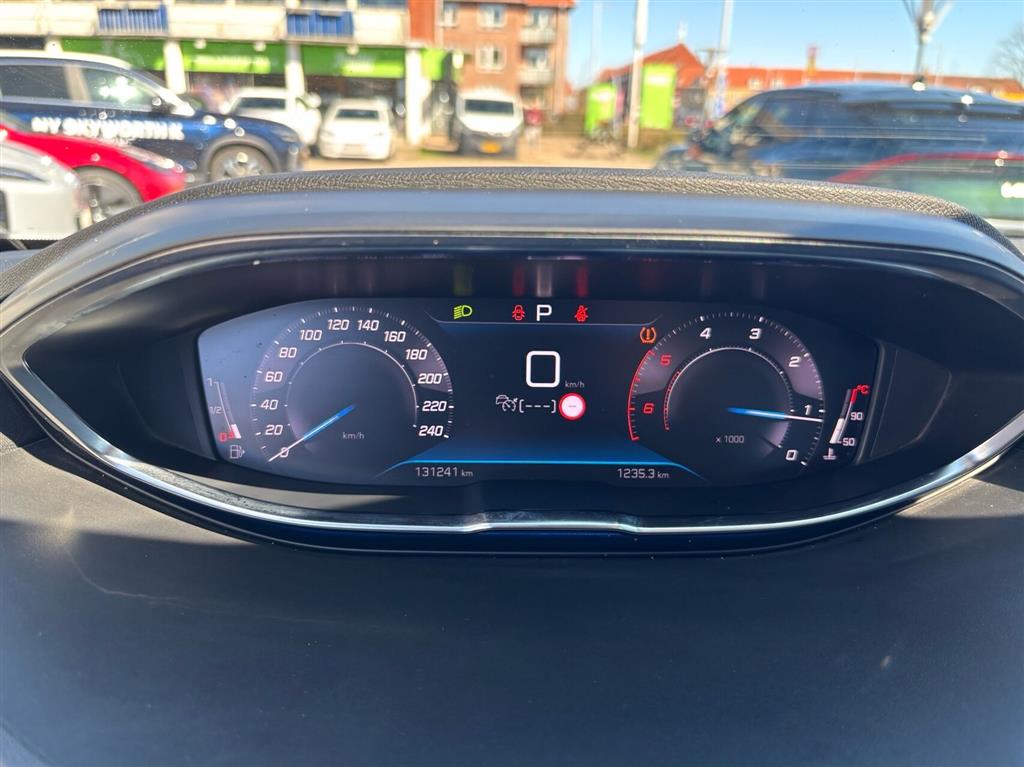 Peugeot 5008 1,5 BlueHDi Allure Pack EAT8 130HK 5d 8g Aut. - Image 17