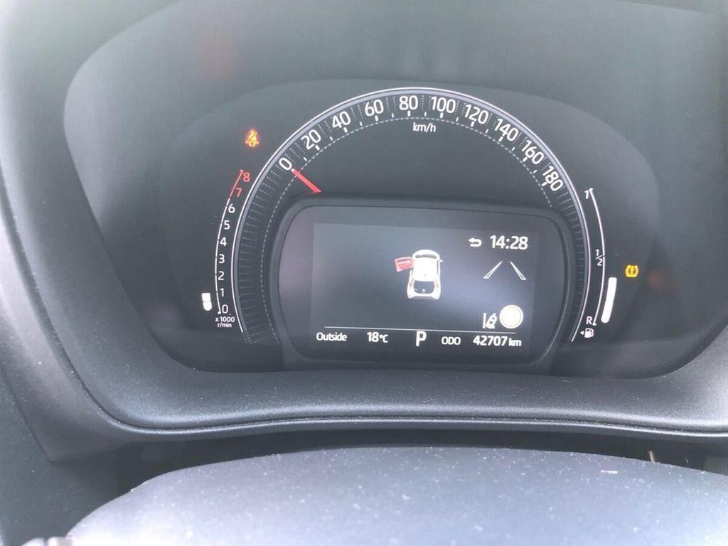 Toyota Aygo X 1,0 VVT-I Undercover 72HK 5d Aut. - Image 10
