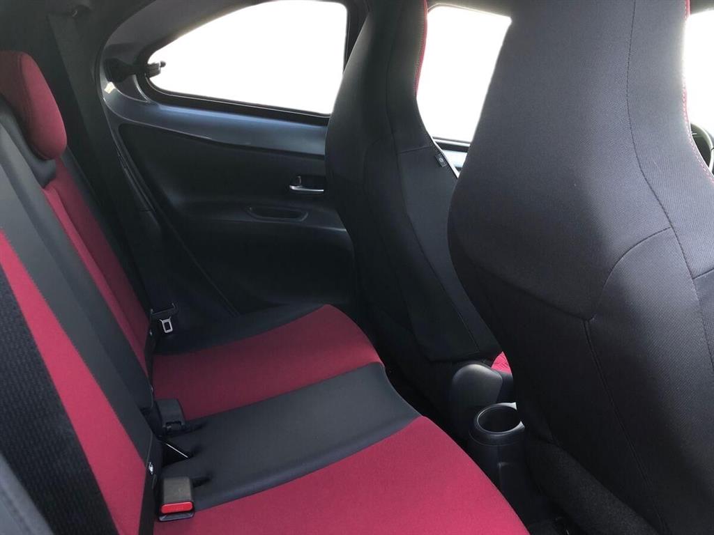 Toyota Aygo X 1,0 VVT-I Undercover 72HK 5d Aut. - Image 13