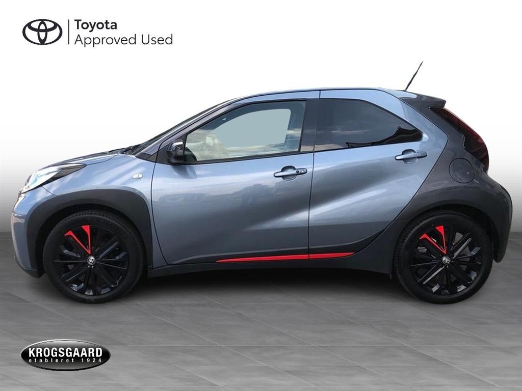 Toyota Aygo X 1,0 VVT-I Undercover 72HK 5d Aut. - Image 3