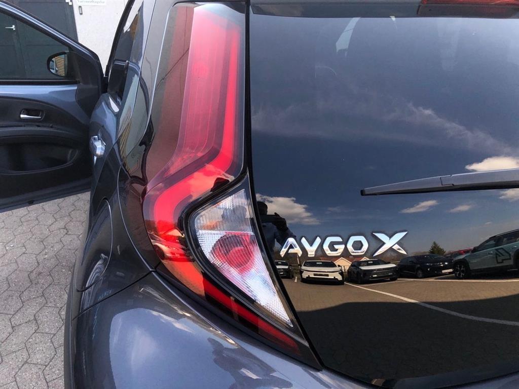 Toyota Aygo X 1,0 VVT-I Undercover 72HK 5d Aut. - Image 23