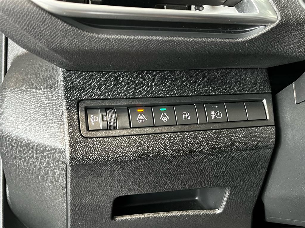 Peugeot 3008 1,6 PureTech Plugin-hybrid Selection Sport LTD EAT8 225HK 5d 8g Aut. - Image 14