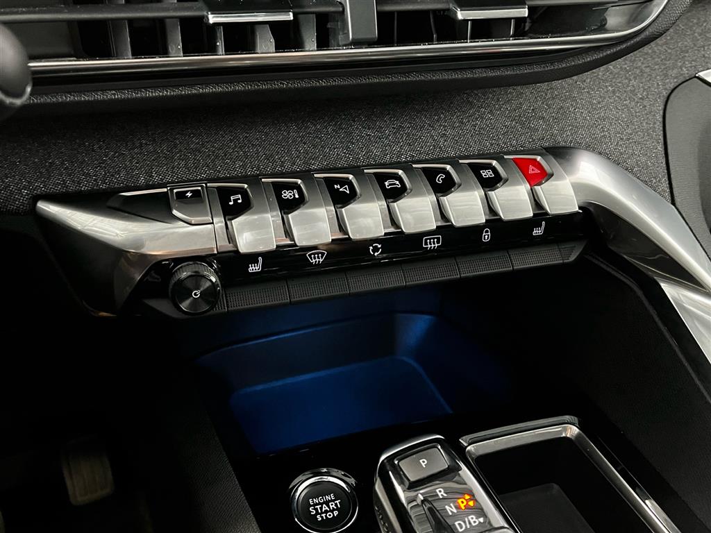 Peugeot 3008 1,6 PureTech Plugin-hybrid Selection Sport LTD EAT8 225HK 5d 8g Aut. - Image 21