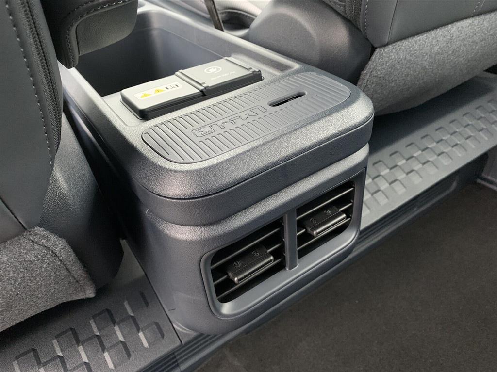 Kia PV5 71,2 kWh Passenger LR Upgrade MY26 163HK Aut. - Image 25