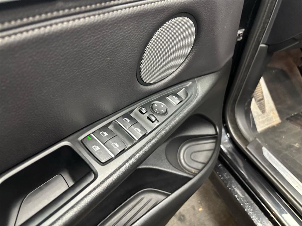 BMW X5 30D 3,0 D Connected XDrive Steptronic 258HK 5d 8g Aut. - Image 12