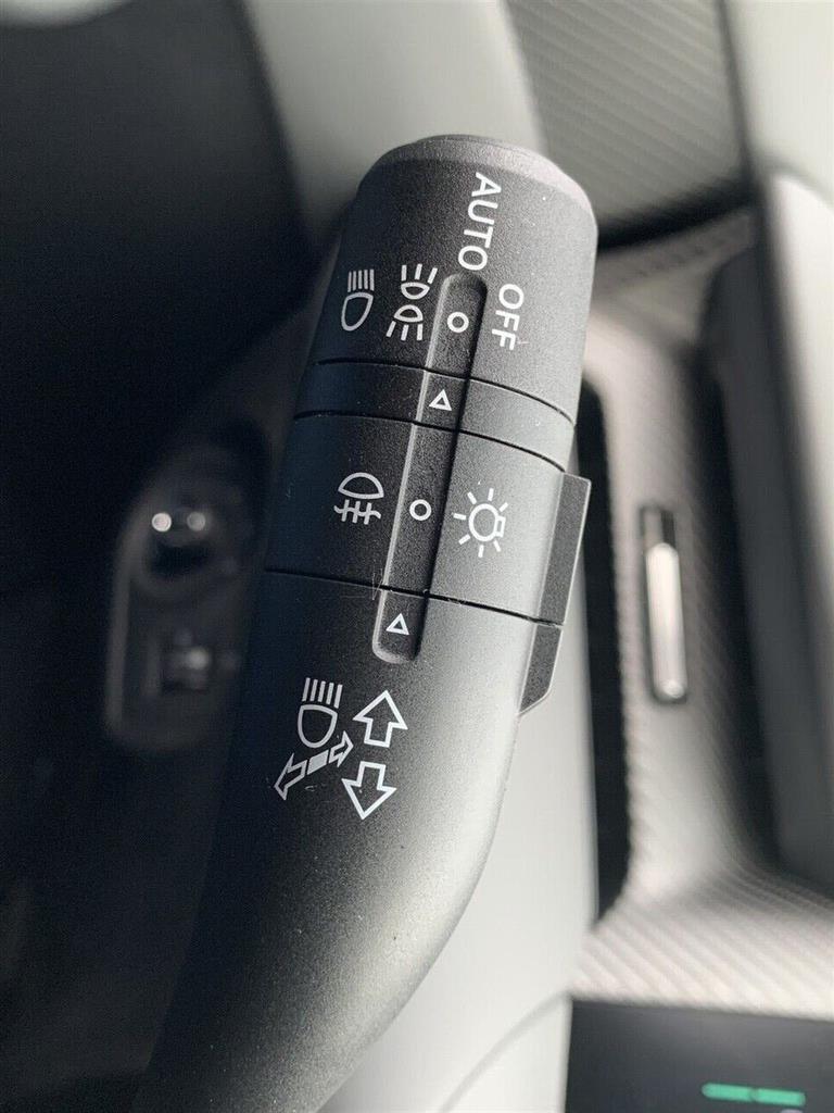 MG MGS5 Electric 64 kWh LR RWD Luxury 231HK Stc Aut. - Image 16