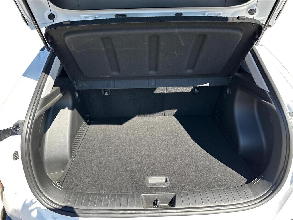 Hyundai Kona Electric 65,4 kWh Advanced Long Range 217HK 5d Aut. - Image 13