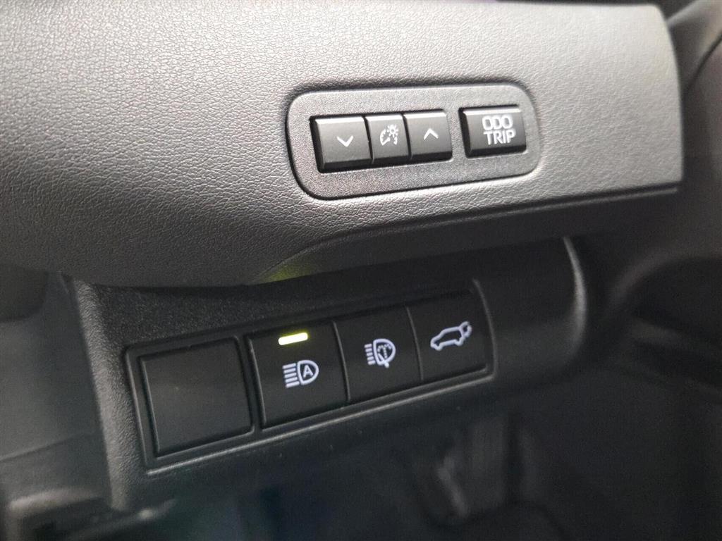 Toyota BZ4X EL Active Tech 224HK 5d Aut. - Image 8
