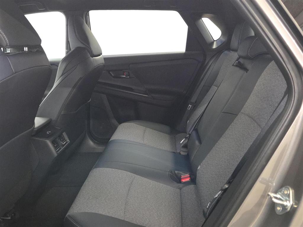 Toyota BZ4X EL Active Tech 224HK 5d Aut. - Image 5