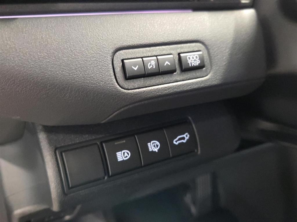 Toyota BZ4X EL Active Tech 224HK 5d Aut. - Image 8