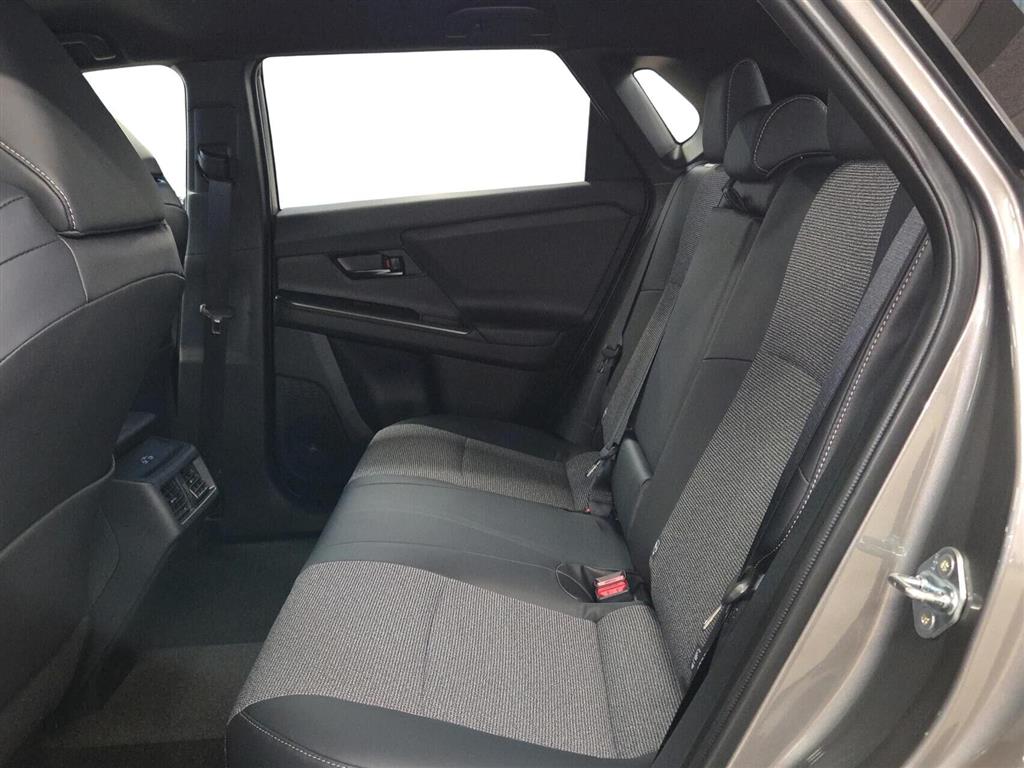 Toyota BZ4X EL Active Tech 224HK 5d Aut. - Image 5