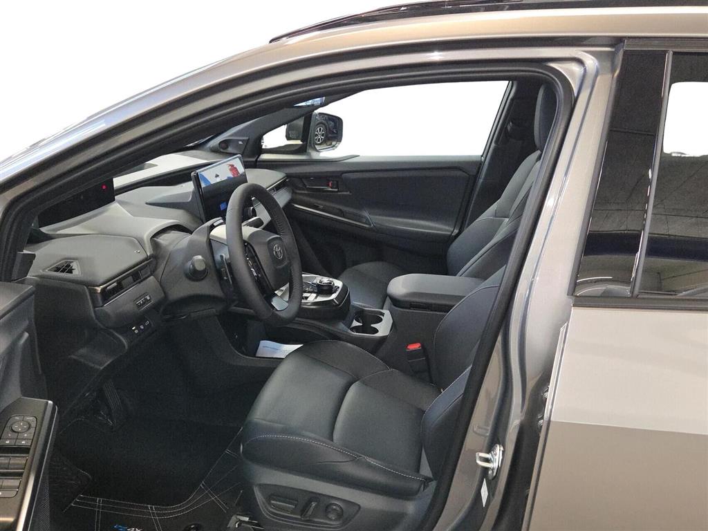Toyota bZ4X EL Executive 224HK 5d Aut. - Image 4