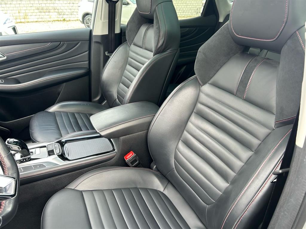 MG EHS 1,5 T-GDi PHEV Luxury 258HK 5d Aut. - Image 11