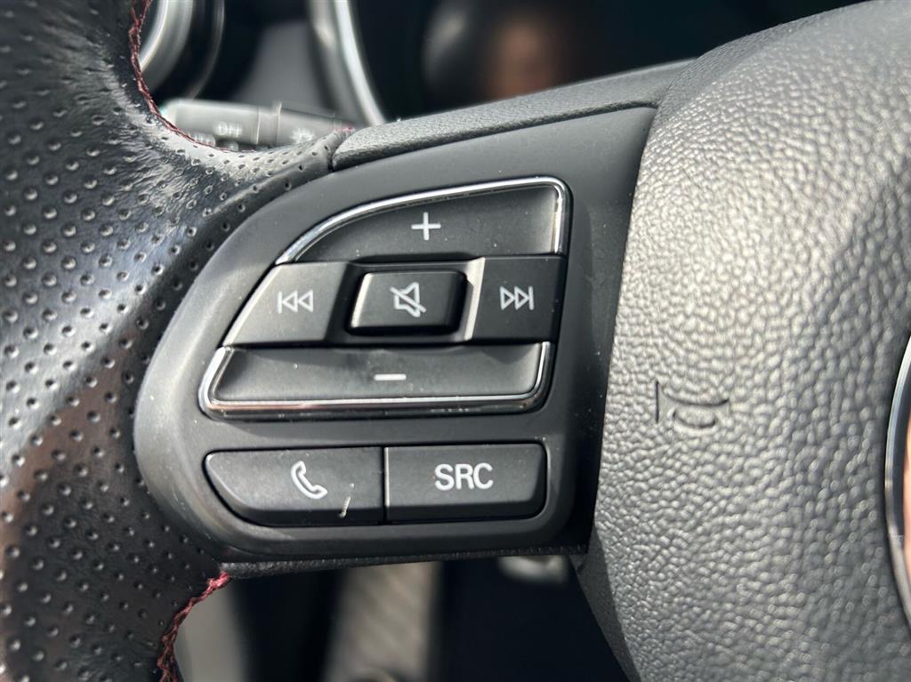 MG EHS 1,5 T-GDi PHEV Luxury 258HK 5d Aut. - Image 20