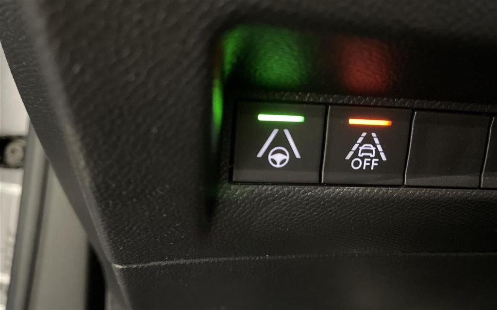 Peugeot e-2008 EL GT 136HK 5d Aut. - Image 18