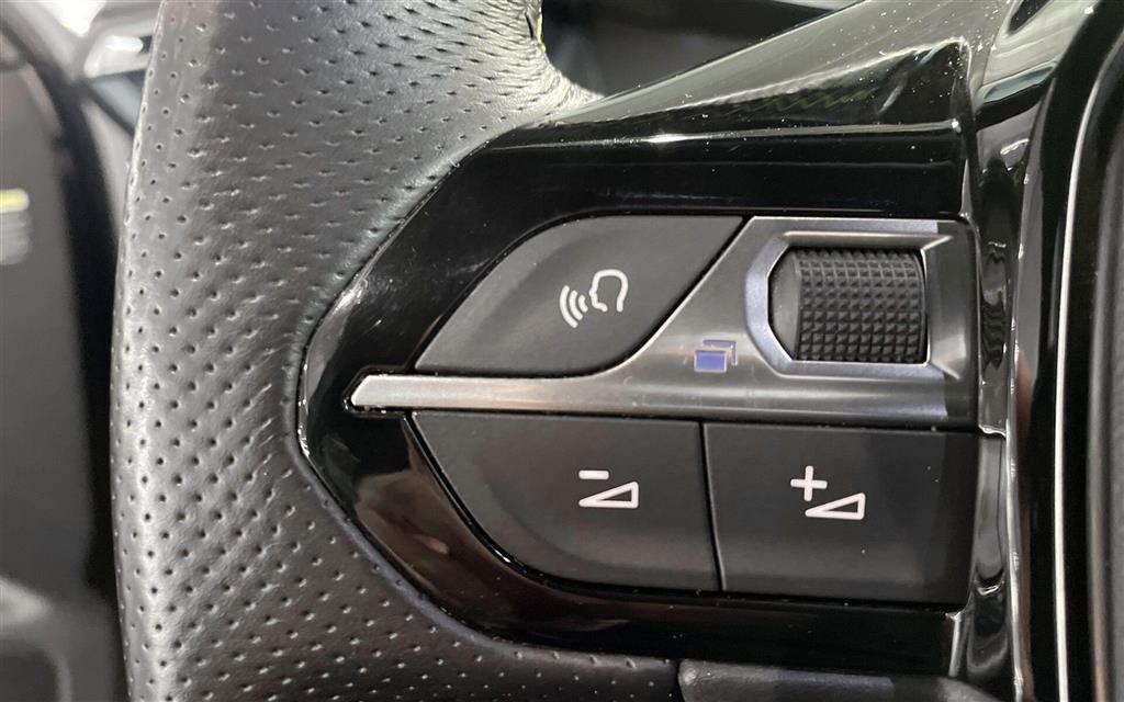 Peugeot e-2008 EL GT 136HK 5d Aut. - Image 19