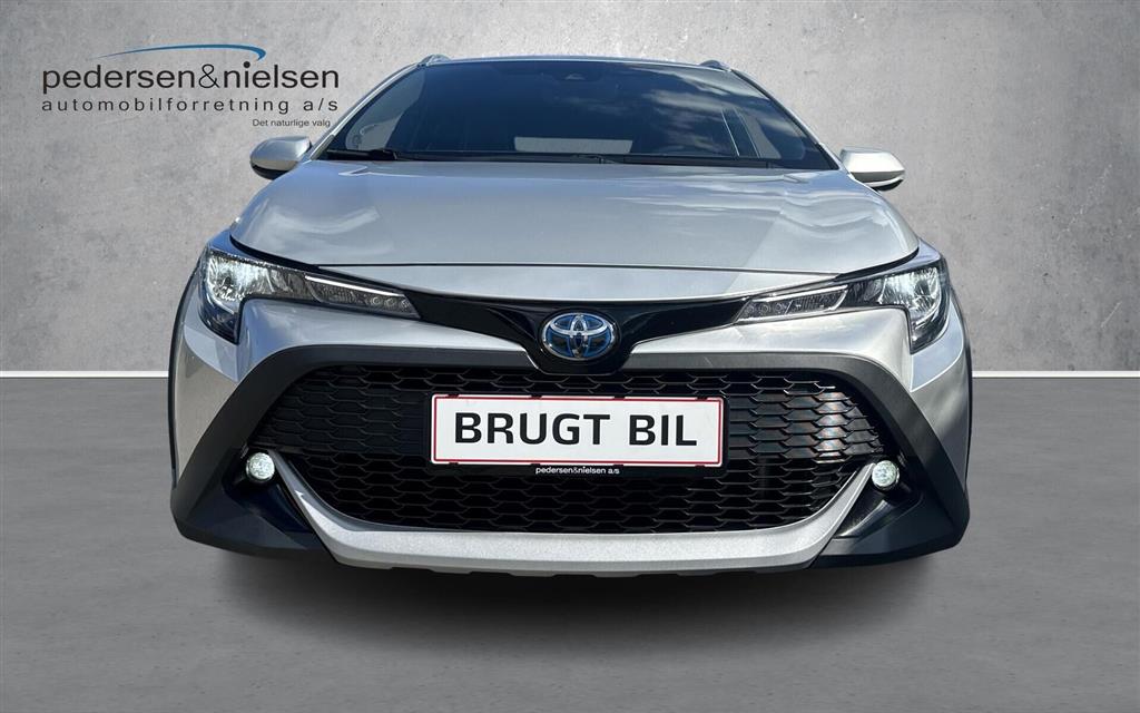 Toyota Corolla Touring Sports 1,8 Hybrid H3 TREK Smart E-CVT 122HK Stc Trinl. Gear - Image 8