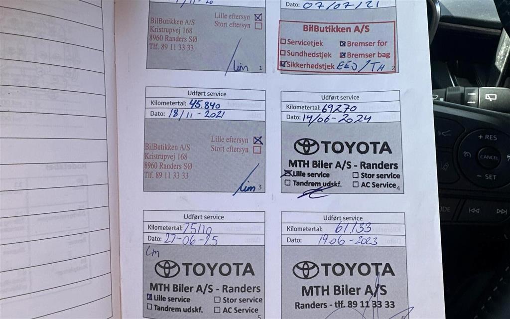 Toyota Corolla Touring Sports 1,8 Hybrid H3 TREK Smart E-CVT 122HK Stc Trinl. Gear - Image 25