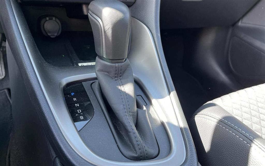 Mazda 2 1,5 VVT-I Hybrid Homura Plus CVT 116HK 5d Trinl. Gear - Image 14