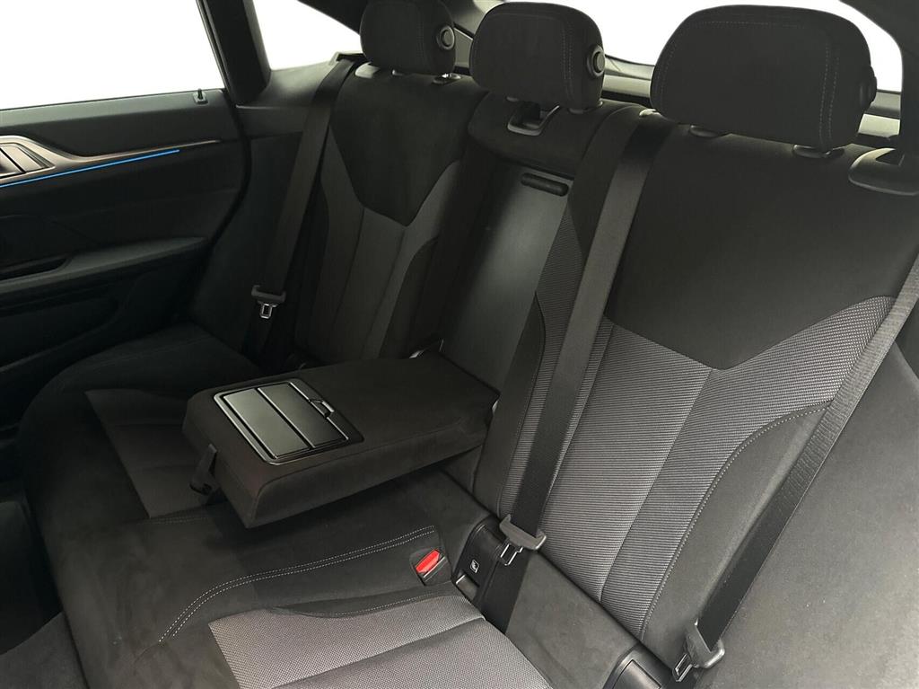 BMW i4 M50 Gran Coupé EL 4x4 544HK 5d Aut. - Image 13