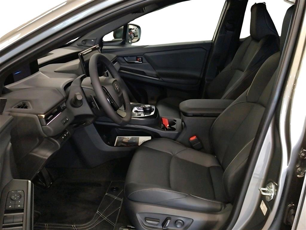Toyota BZ4X EL Executive 224HK 5d Aut. - Image 4