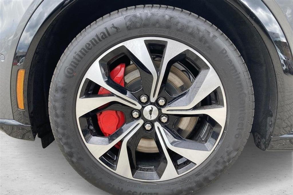 Ford Mustang Mach-E EL UR Premium 294HK 5d Aut. - Image 6