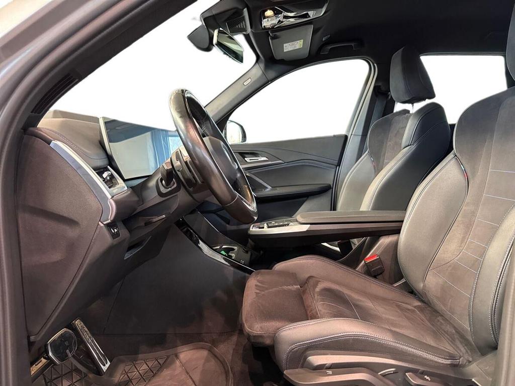 BMW iX1 xDrive30 EL M-Sport 4x4 313HK 5d Aut. - Image 15