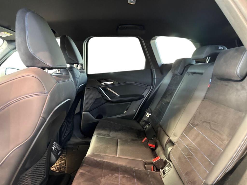BMW iX1 xDrive30 EL M-Sport 4x4 313HK 5d Aut. - Image 16