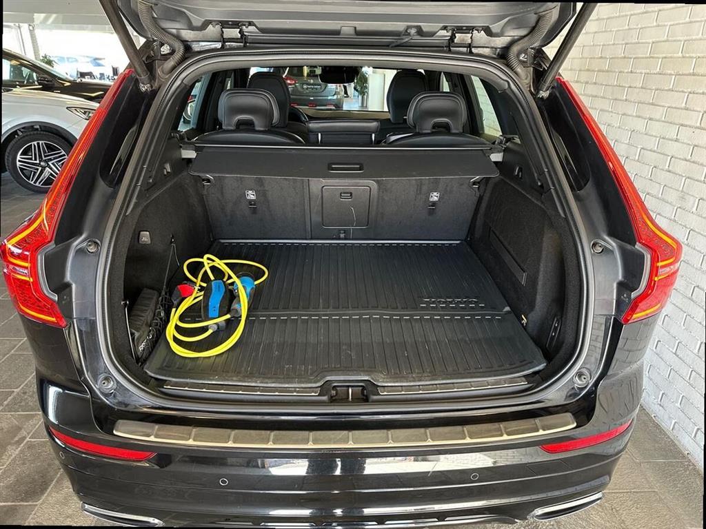 Volvo XC60 2,0 T8 Twin Engine Plugin-hybrid R-design AWD 390HK 5d 8g Aut. - Image 8
