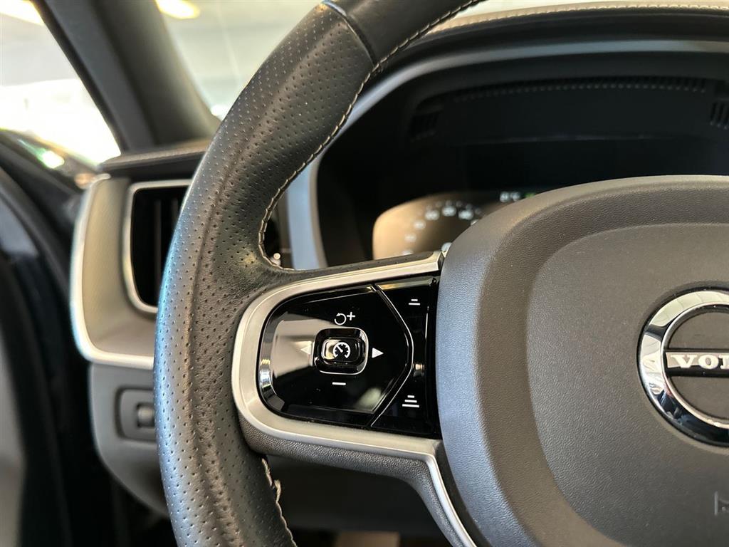 Volvo XC60 2,0 T8 Twin Engine Plugin-hybrid R-design AWD 390HK 5d 8g Aut. - Image 14
