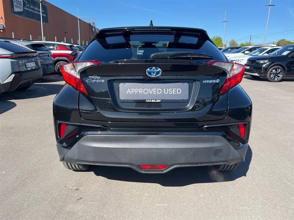 Toyota C-HR 1,8 Hybrid Selected Multidrive S 122HK 5d Aut. - Image 6