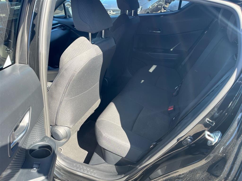 Toyota C-HR 1,8 Hybrid Selected Multidrive S 122HK 5d Aut. - Image 8