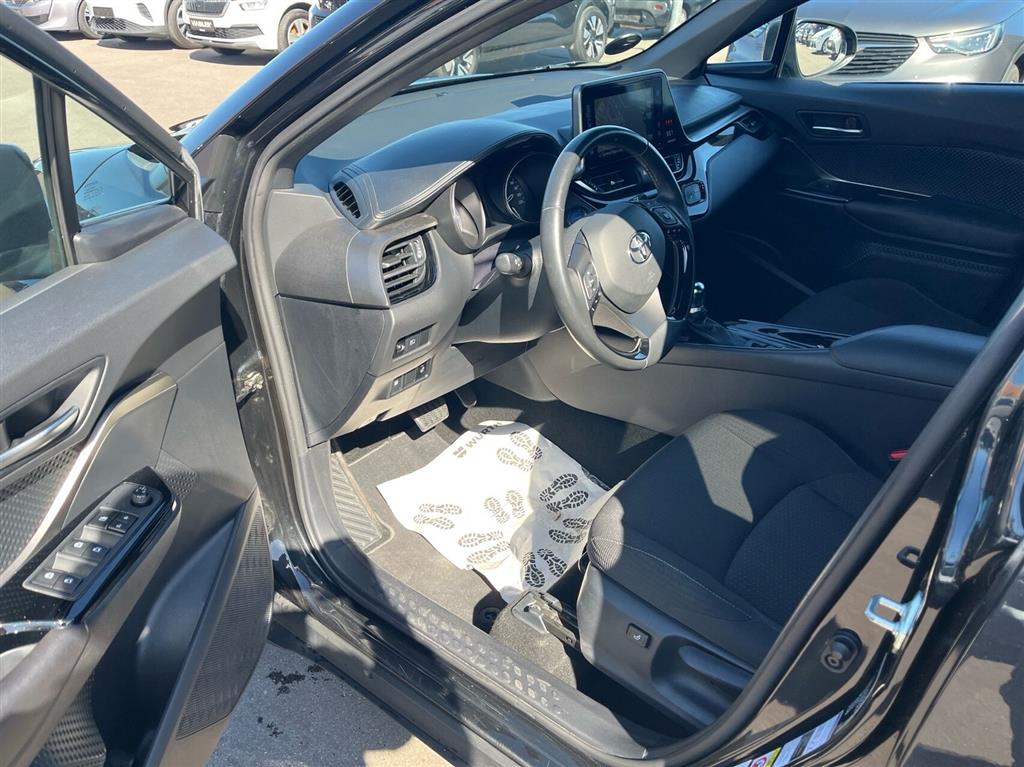 Toyota C-HR 1,8 Hybrid Selected Multidrive S 122HK 5d Aut. - Image 10