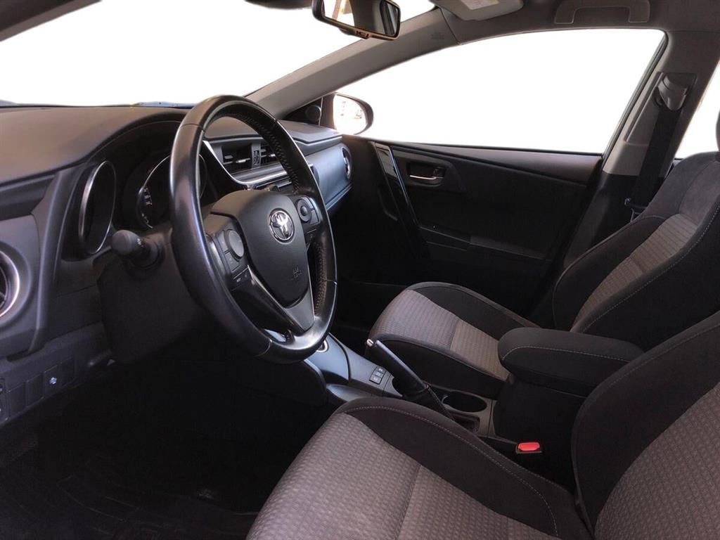 Toyota Auris Touring Sports 1,8 Hybrid H2 Selected Bi-tone 136HK Stc Aut. - Image 18