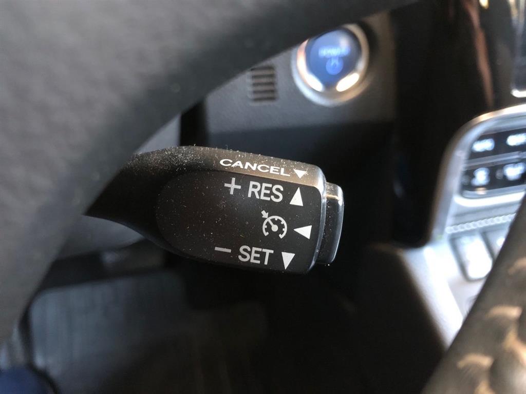 Toyota Auris Touring Sports 1,8 Hybrid H2 Selected Bi-tone 136HK Stc Aut. - Image 22