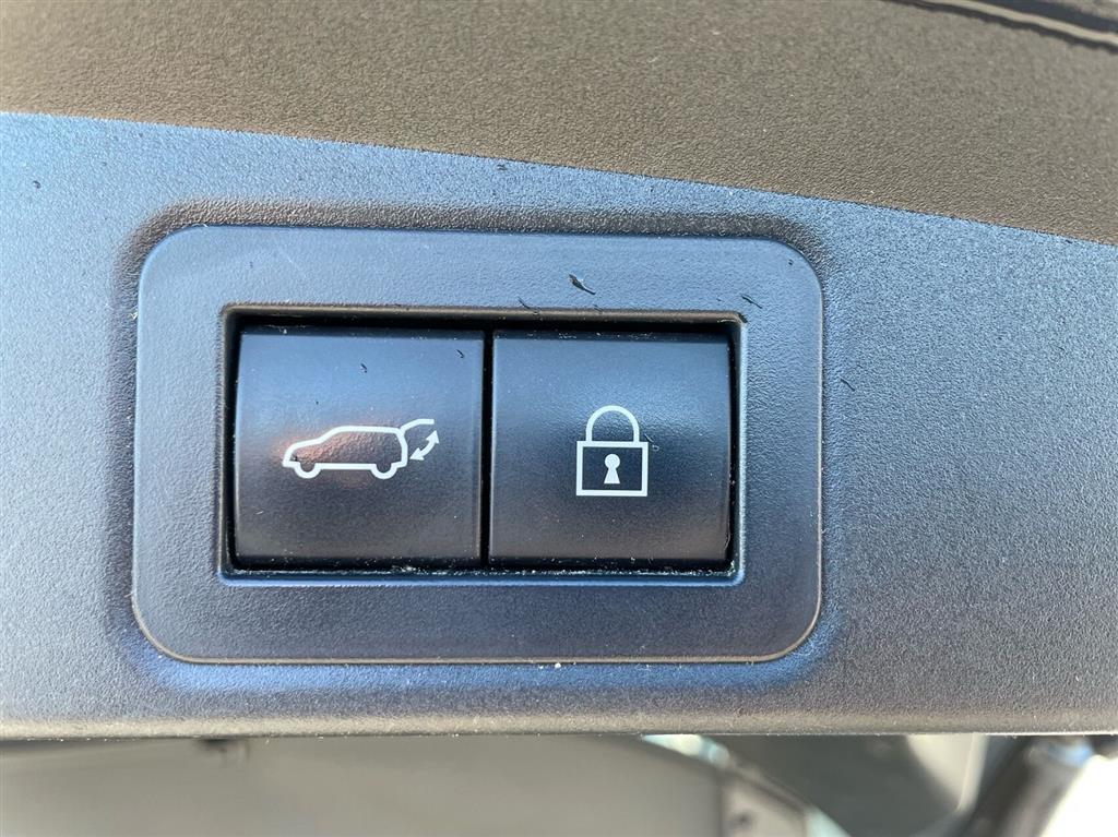 Toyota Corolla Touring Sports 1,8 Hybrid H3 Smart E-CVT 122HK Stc Trinl. Gear - Image 7