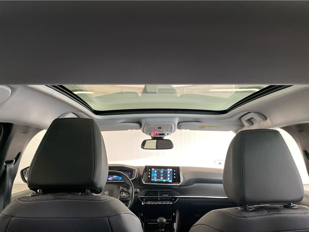 Peugeot 208 1,2 PureTech Allure Sky 100HK 5d 6g - Image 12