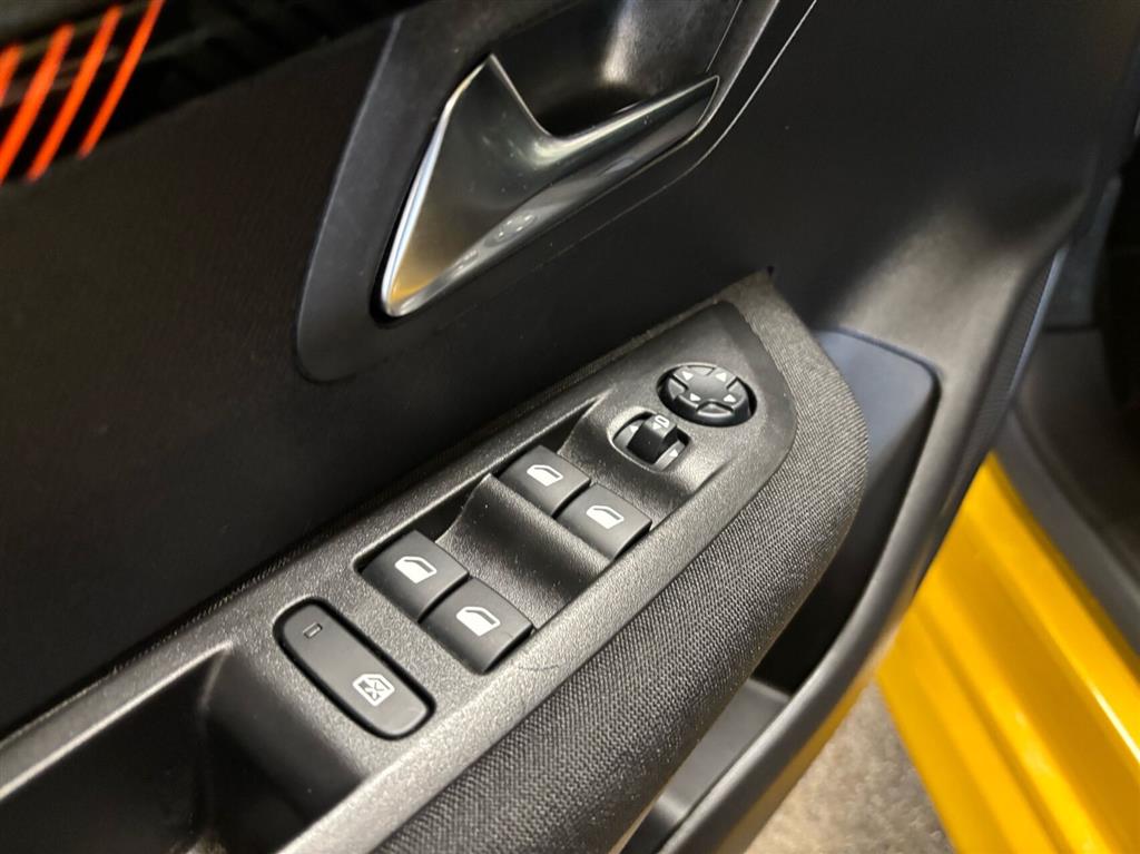 Peugeot 208 1,2 PureTech Active Pack 75HK 5d - Image 8
