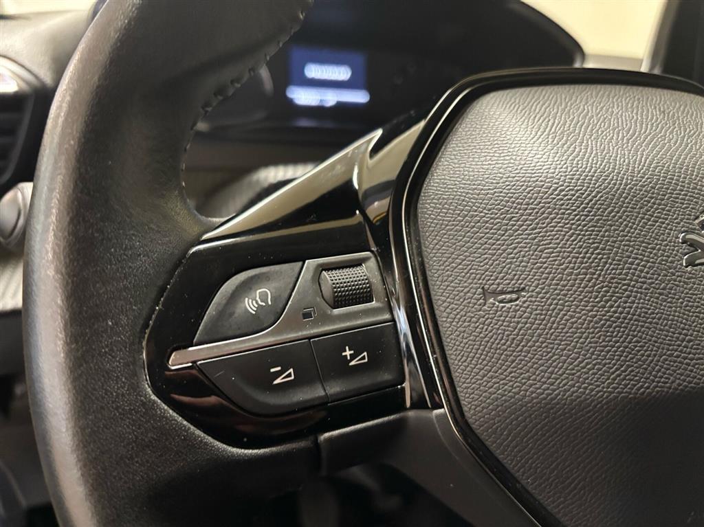 Peugeot 208 1,2 PureTech Active Pack 75HK 5d - Image 9