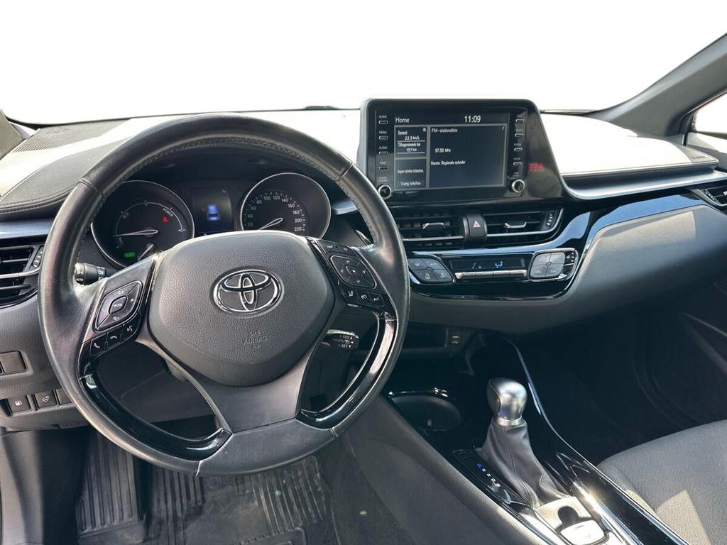 Toyota C-HR 1,8 Hybrid C-LUB Multidrive S 122HK 5d Aut. - Image 14