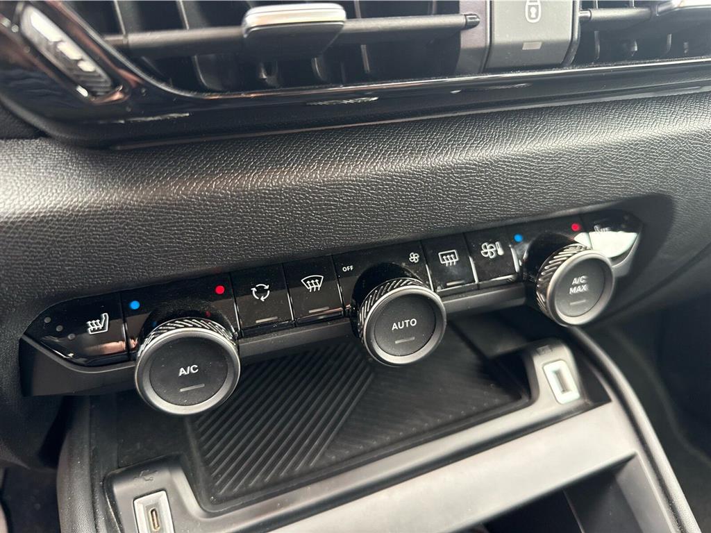 Citroën C4 1,2 PureTech Feel 100HK 5d - Image 12